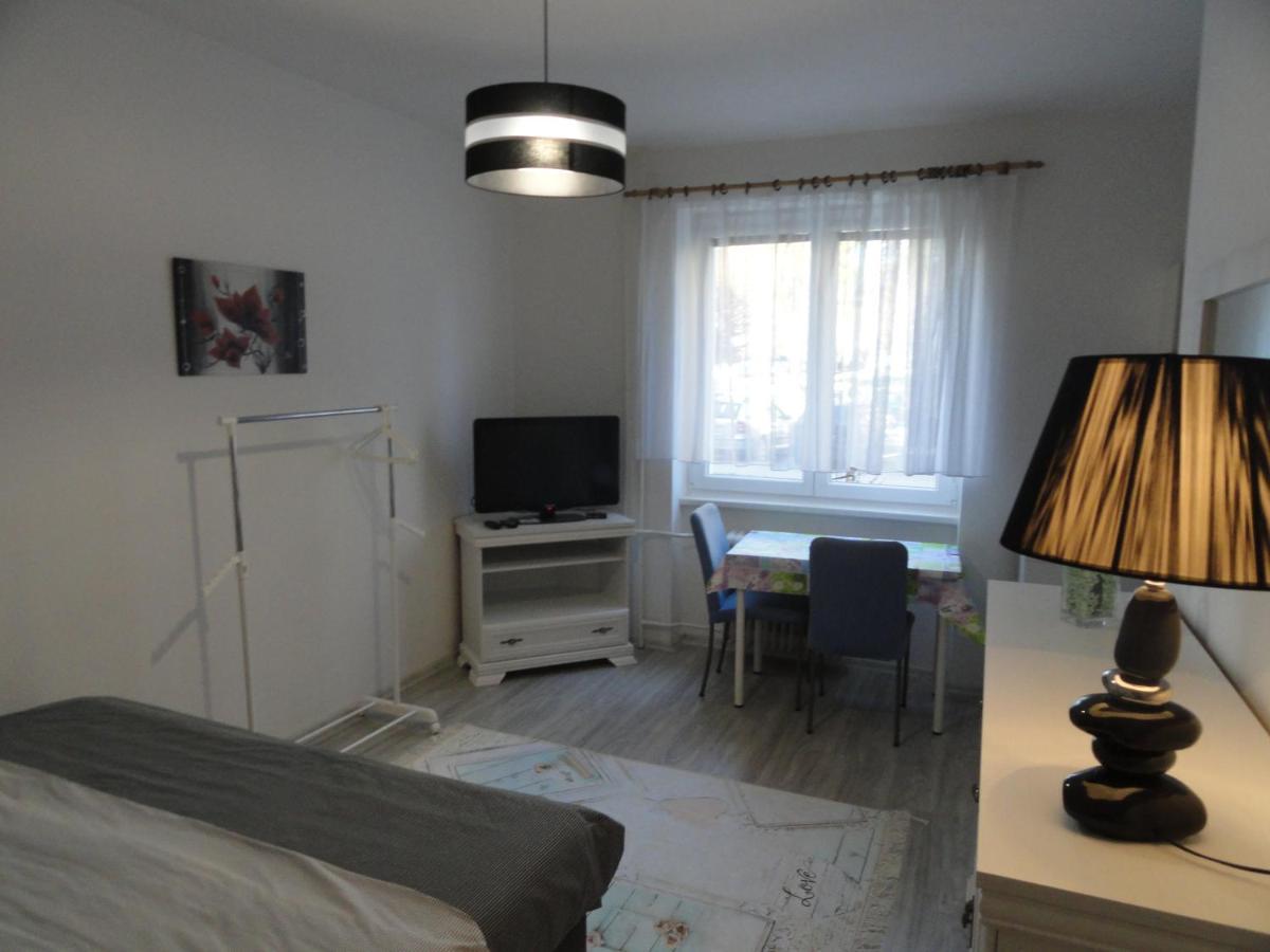 Apartman Sluka Йилемнице Экстерьер фото