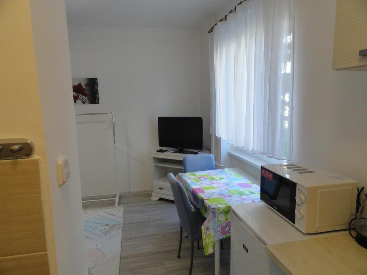 Apartman Sluka Йилемнице Экстерьер фото