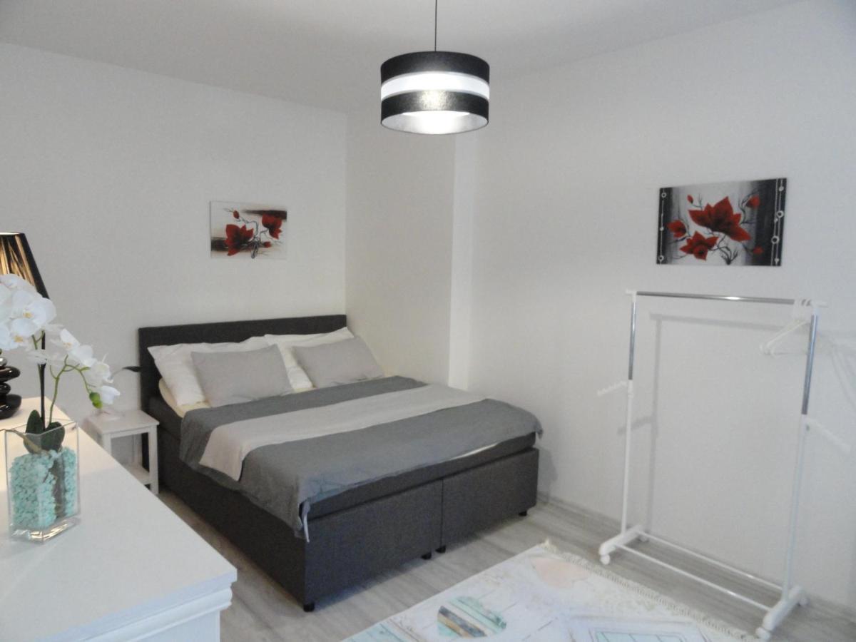 Apartman Sluka Йилемнице Экстерьер фото